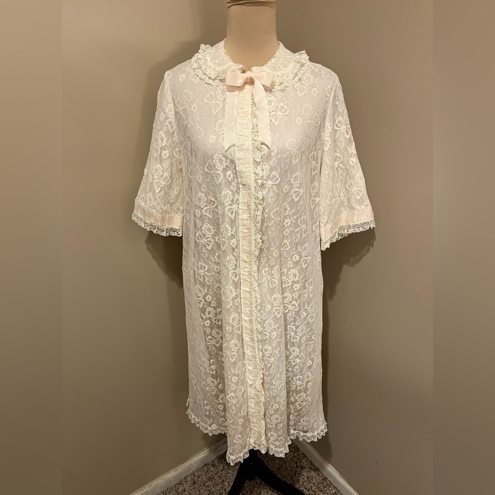 Vintage 50s Odette Barsa Elegant Cream Lace Dressing Gown, MadMen VIbes 50s, Med